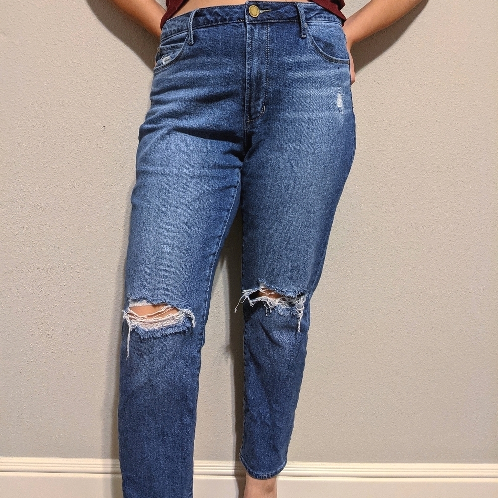 Ripped Straight Jeans